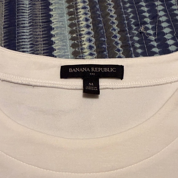 Banana Republic White Crewneck Sweater Size Medium Classic Knit Pullover - Picture 3 of 5